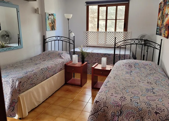 Penthouse De Roca In Poblado Marinero